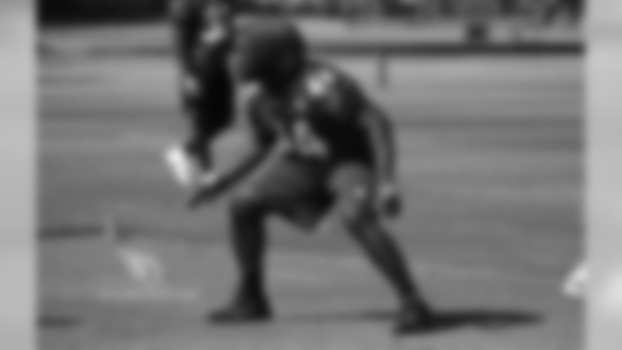 OLB Markus Golden