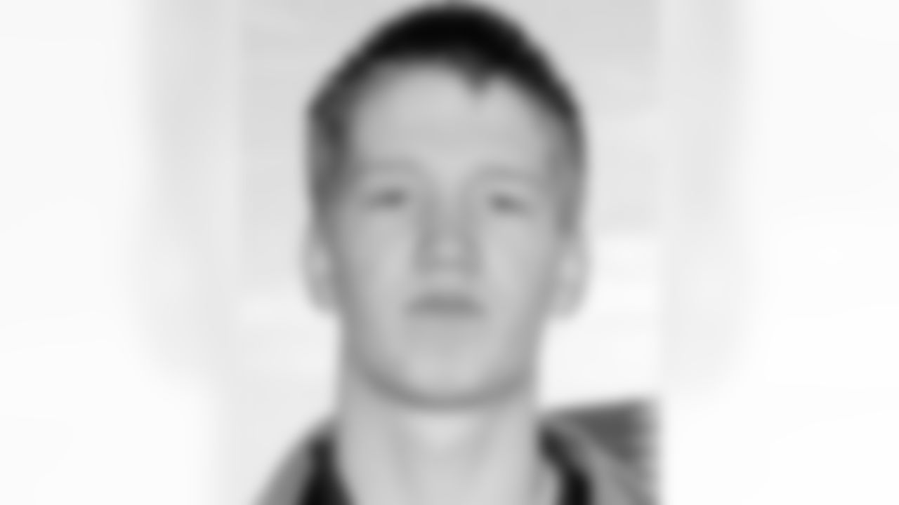 DT Josh Mauro: Two stars