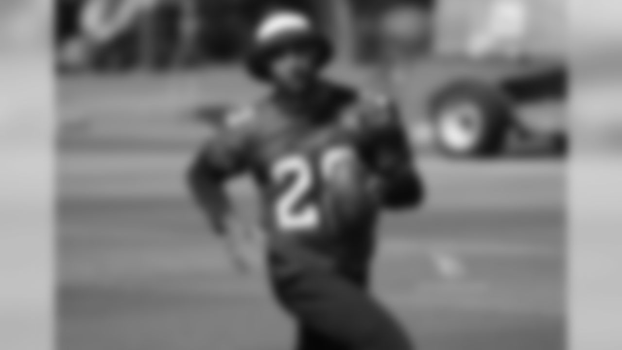 CB Justin Bethel