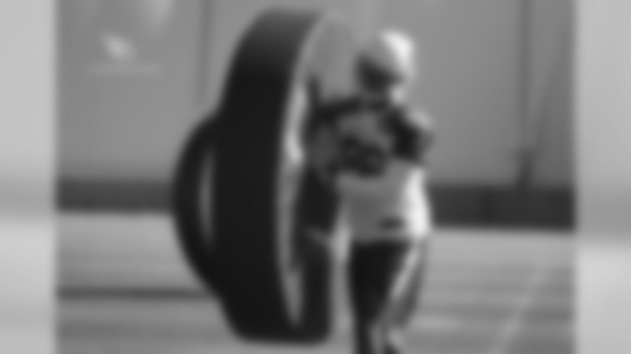 TE Ricky Seals-Jones