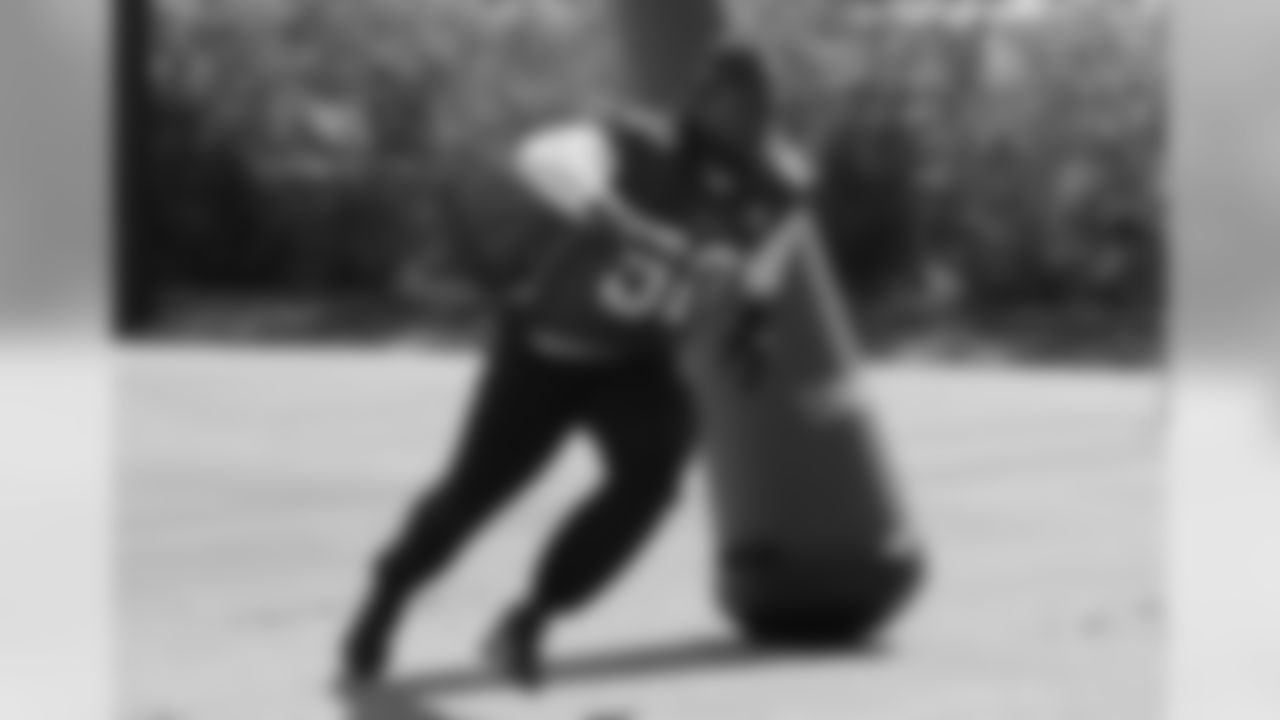 LB Gabe Martin