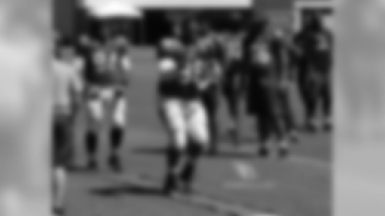 DT Corey Peters