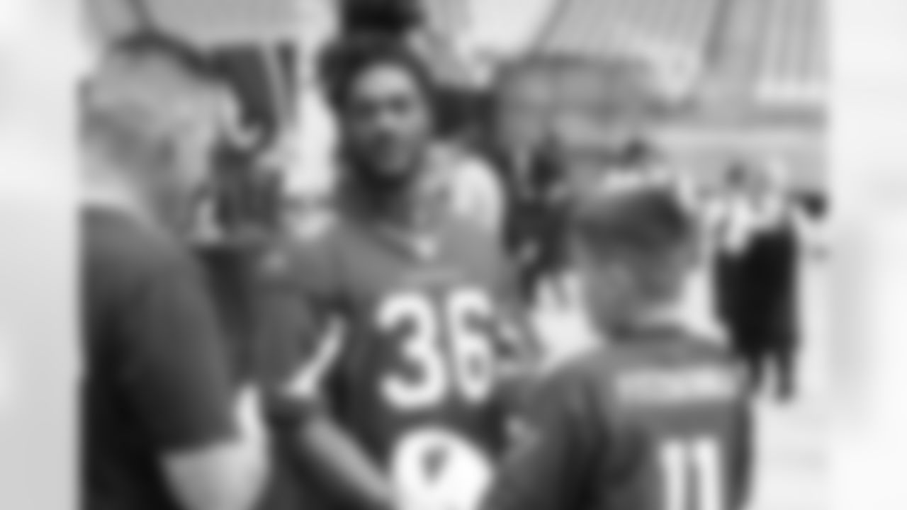 S D.J. Swearinger signs an autograph