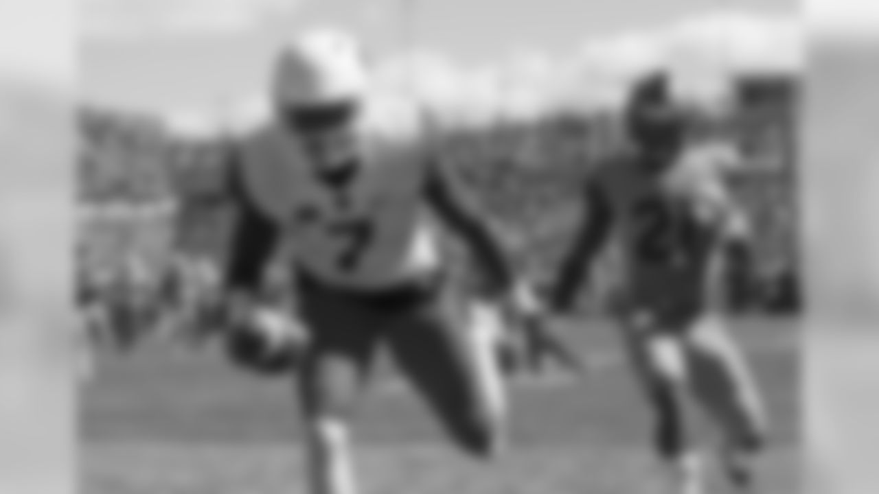 Amba Etta-Tawo, Syracuse: Projected sixth-rounder