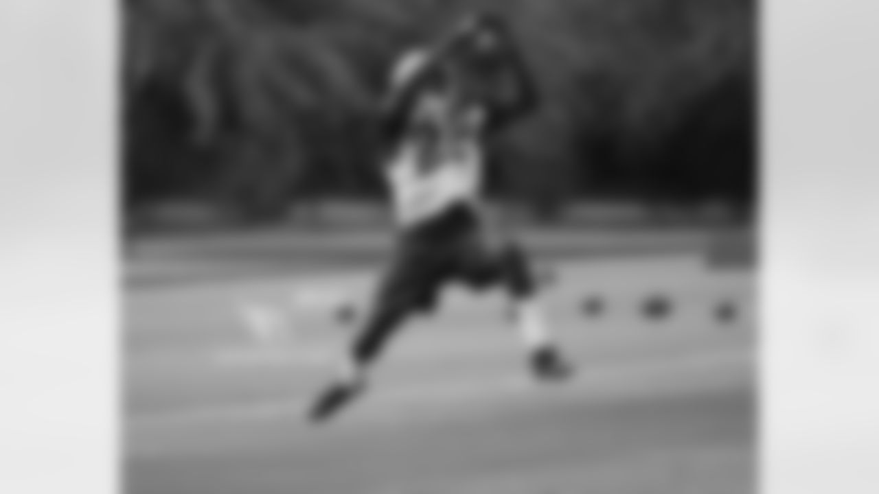 RB T.J. Logan