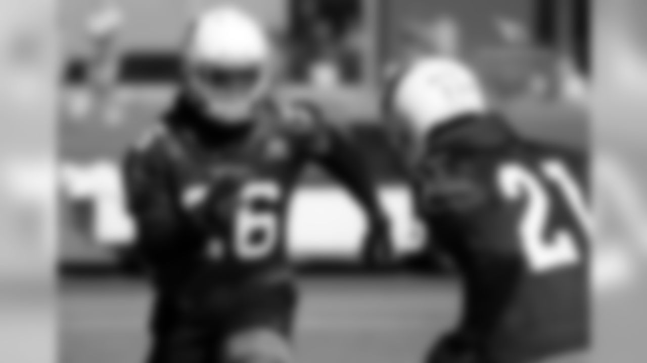 CB Patrick Peterson covers CB Brandon Williams during a drill