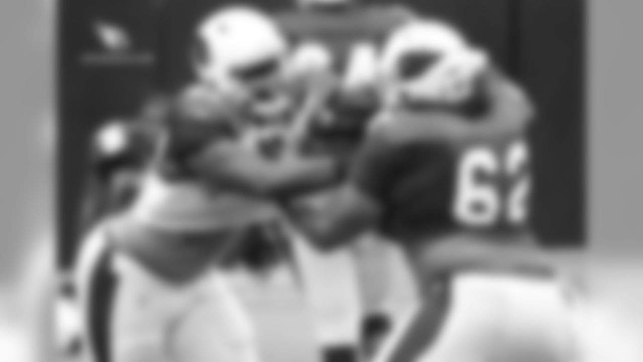 DT Rodney Gunter during a pass-rushing drill