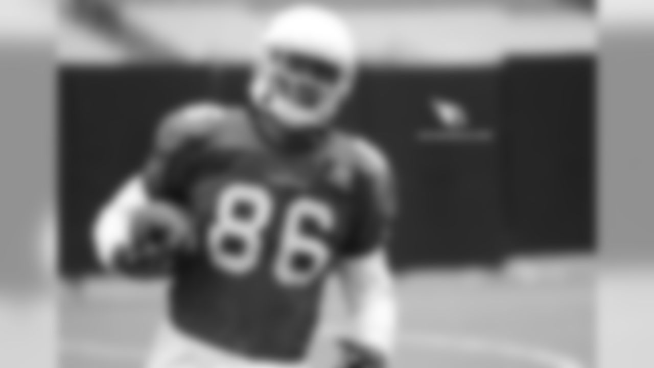 TE Ricky Seals-Jones