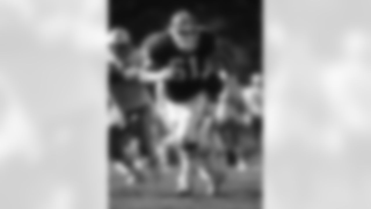 1991: Browns select Syracuse G Ed King