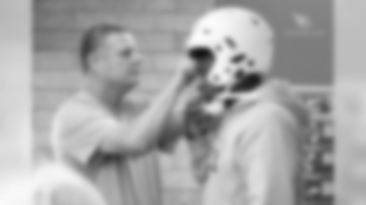 RB T.J. Logan