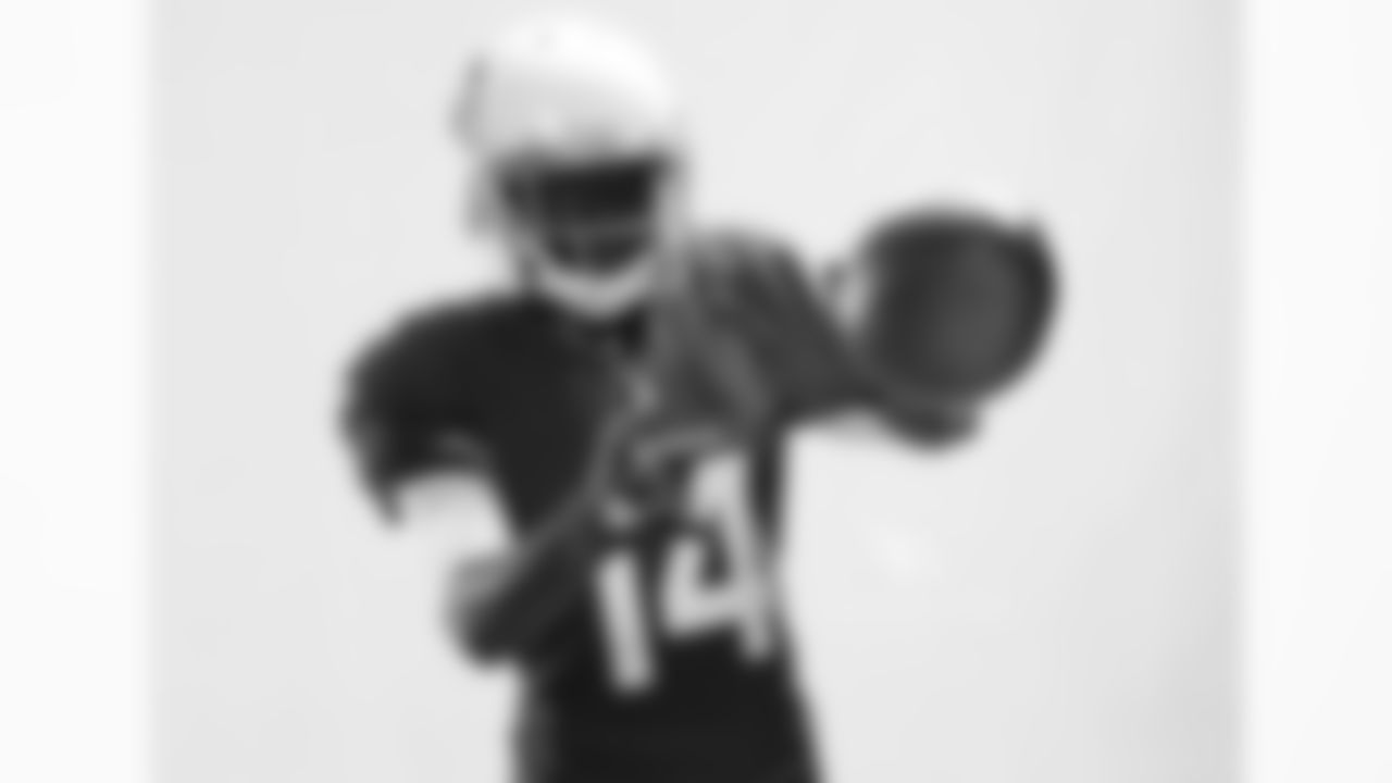 WR J.J. Nelson