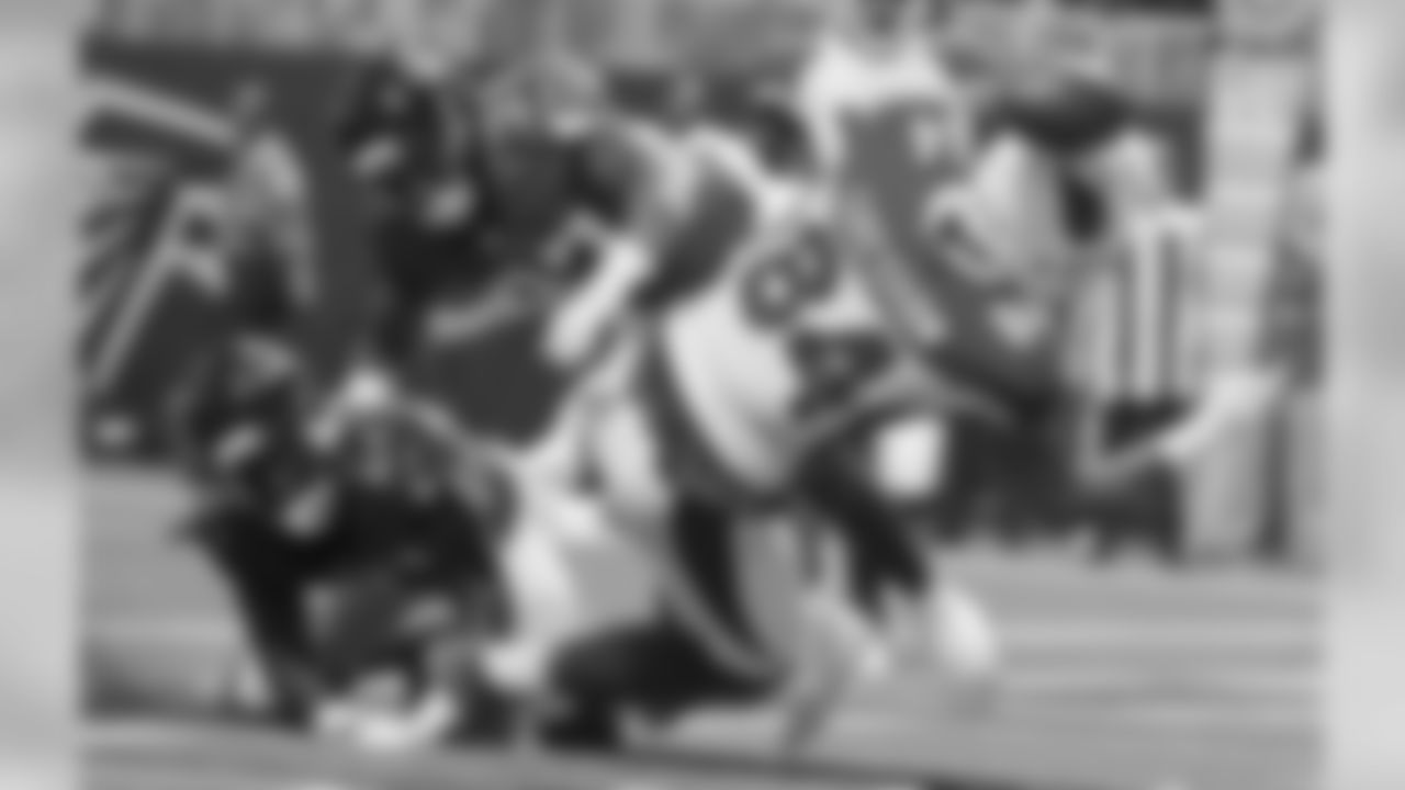 TE Jermaine Gresham can't catch a pass