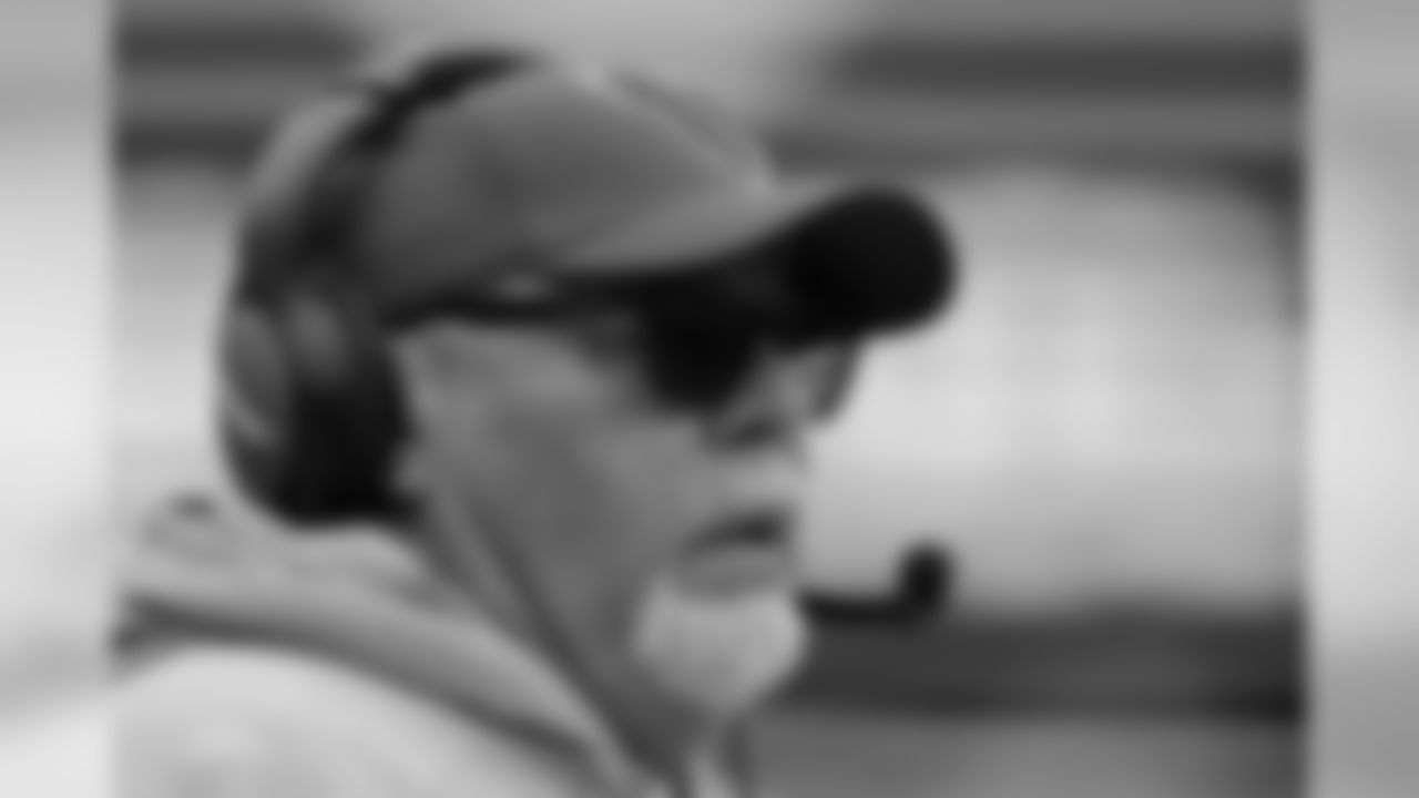 Bruce Arians on the sideline