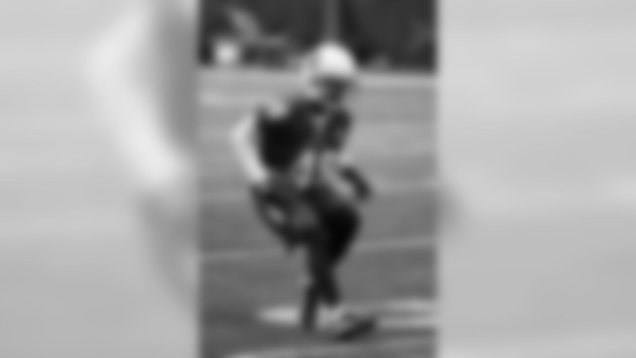 CB Gump Hayes