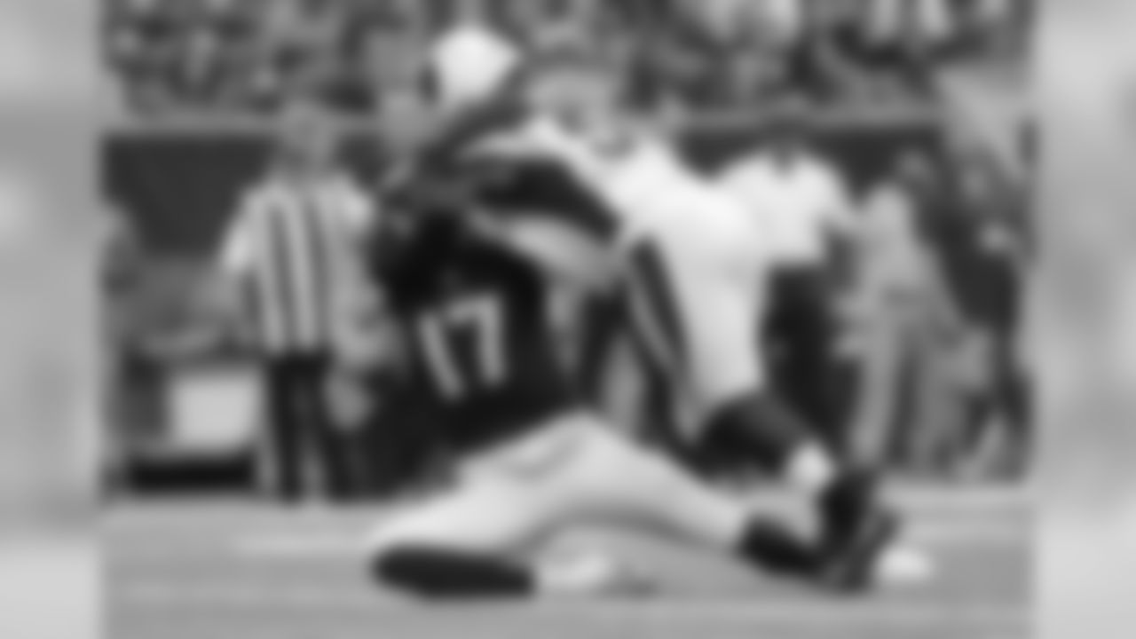 LB Kevin Minter: 3 tackles, sack