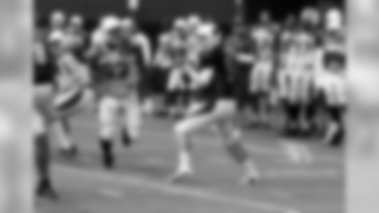 QB Matt Barkley