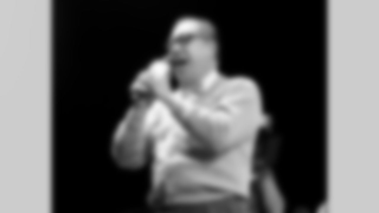 Spanish play by play voice Gabriel Trujillo