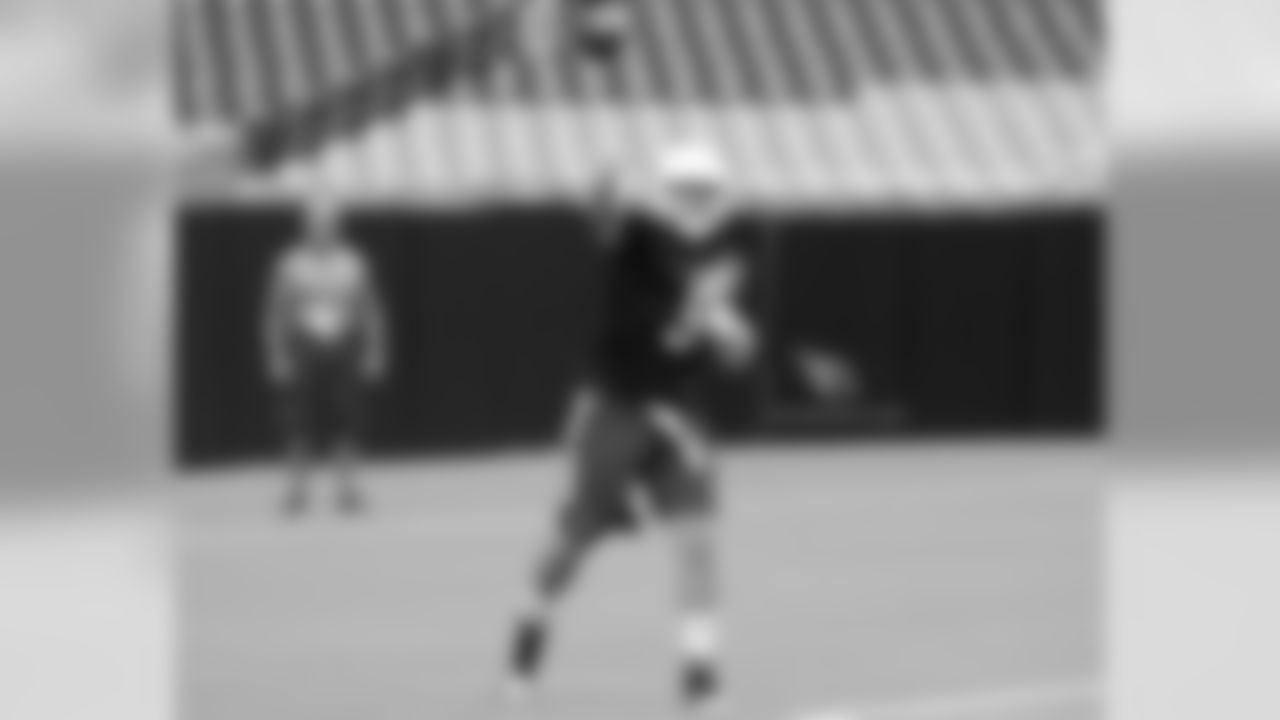 QB Matt Barkley
