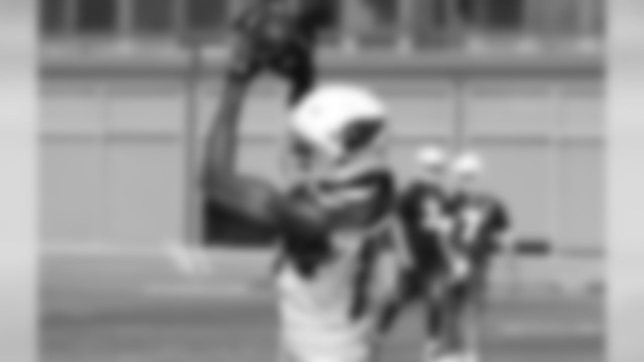 WR Carlton Agudosi