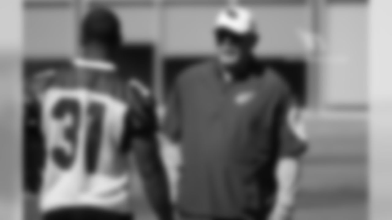 Coach Bruce Arians with RB David Johnson