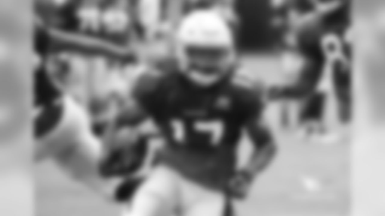 WR Larry Clark