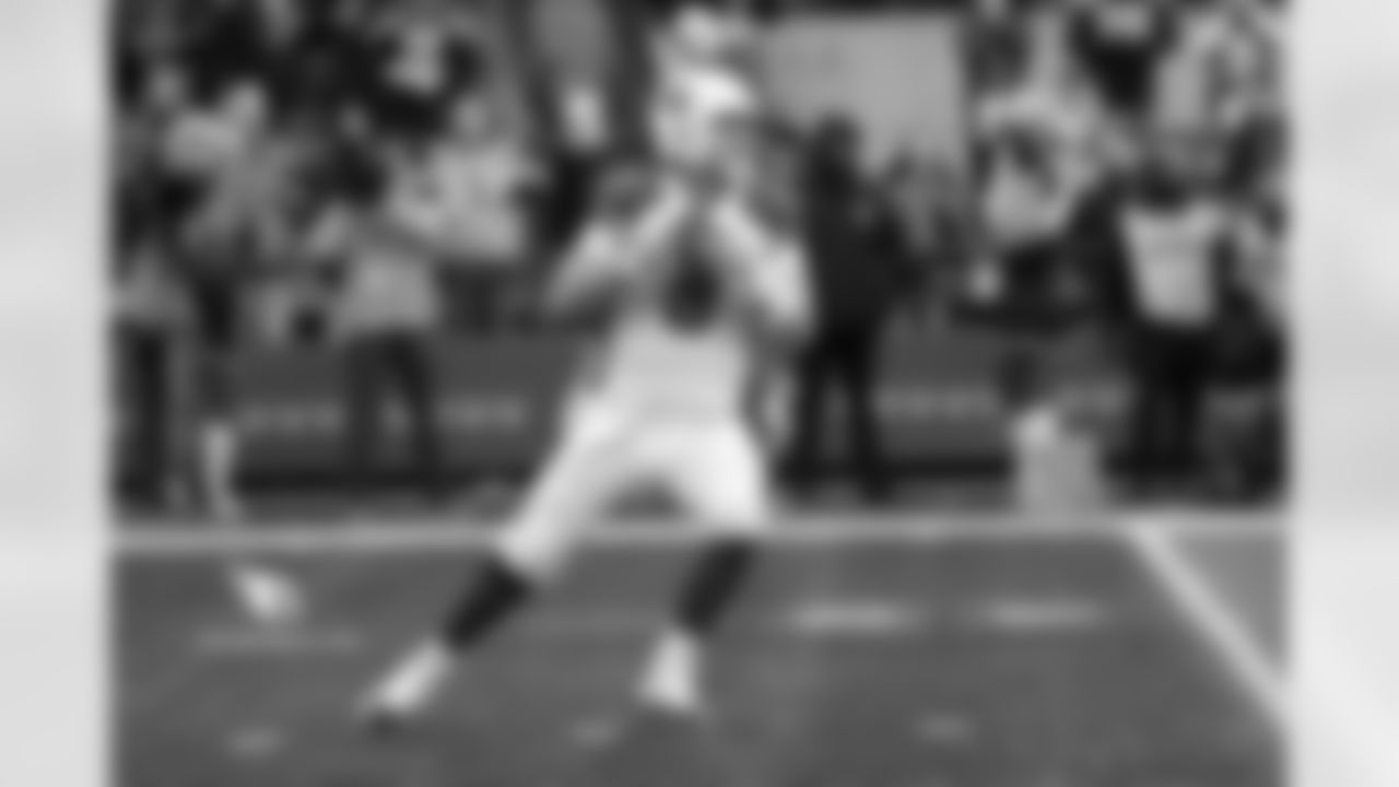 QB Drew Stanton