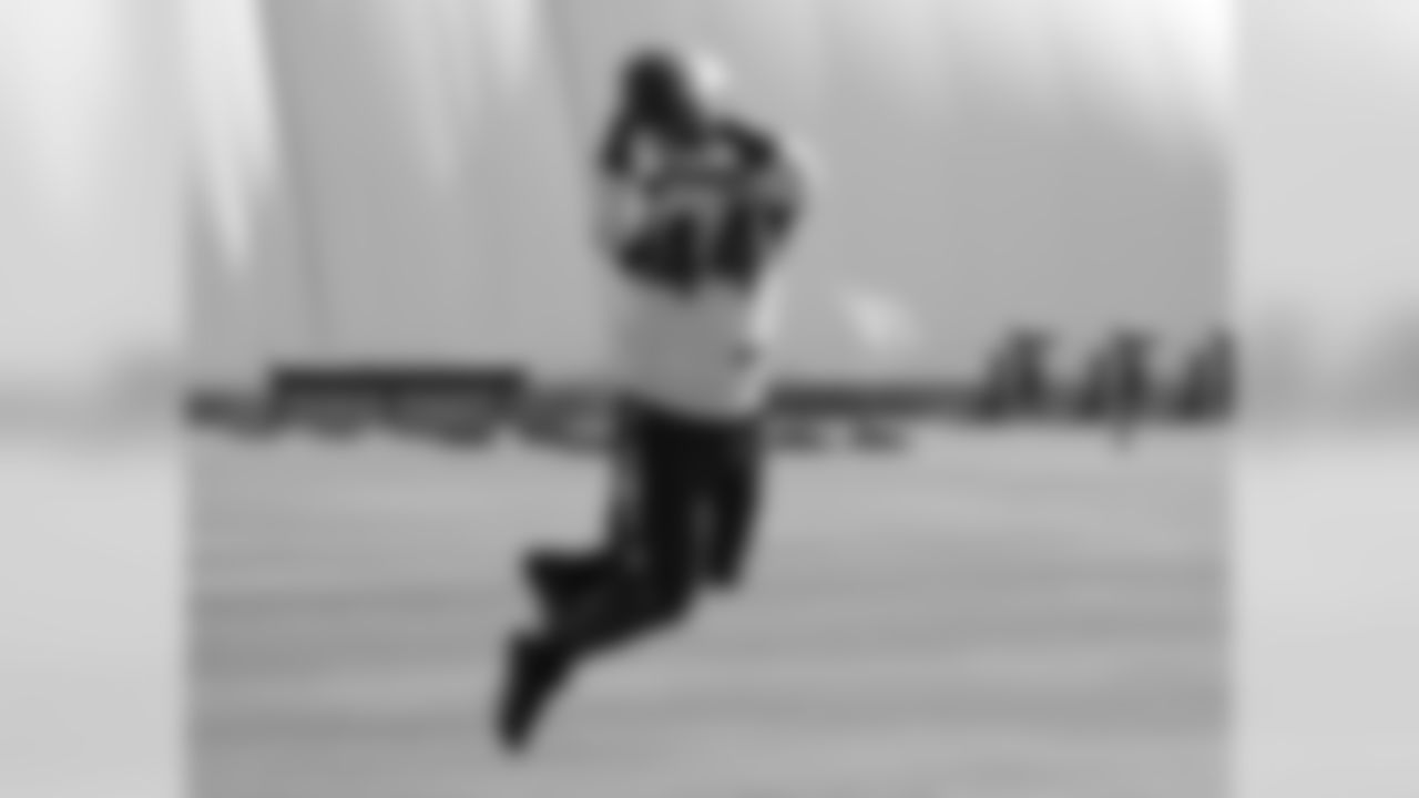 LB Markus Golden
