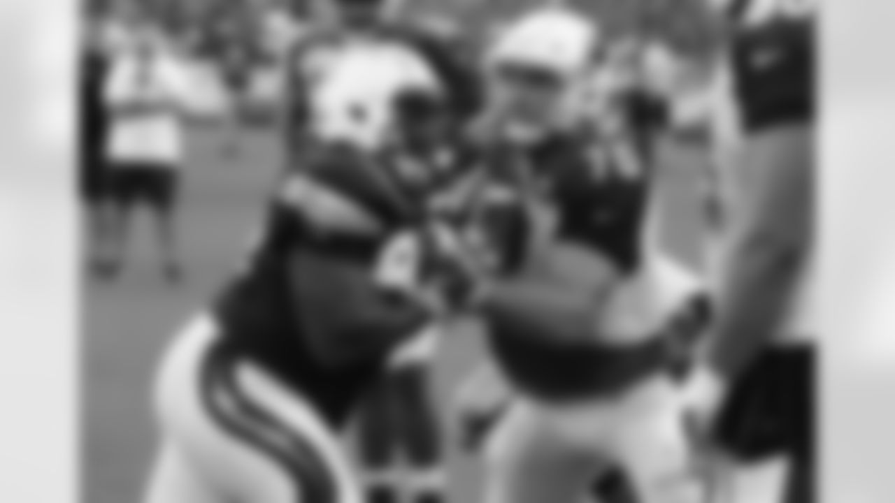 C Evan Boehm during a blocking drill