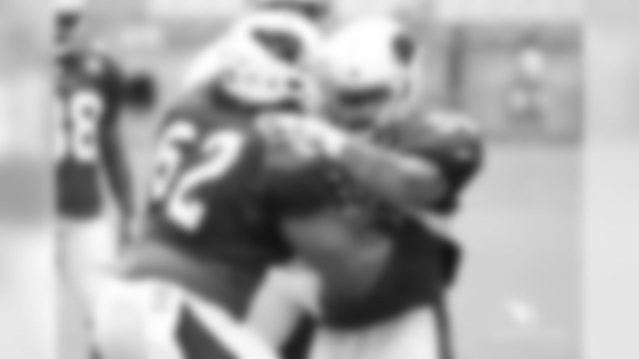LB Scooby Wright against C Daniel Munyer