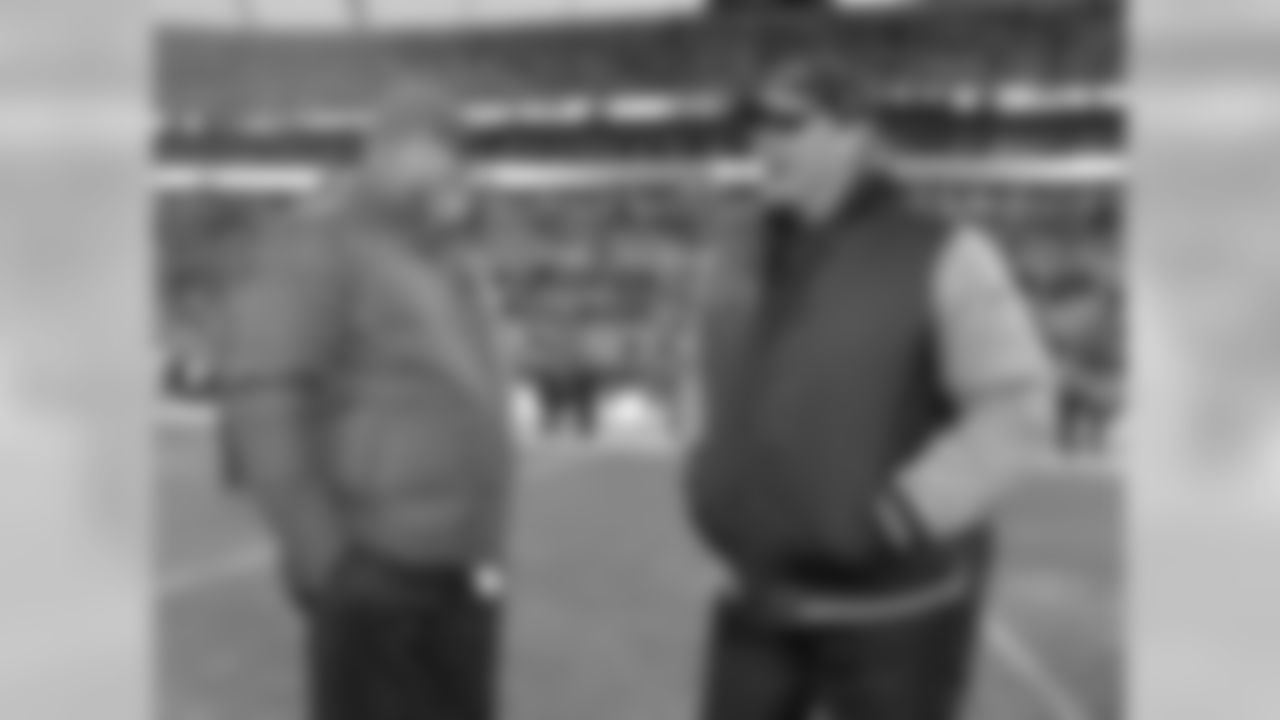 Cardinals coach Bruce Arians (left) with Panthers coach Ron Rivera