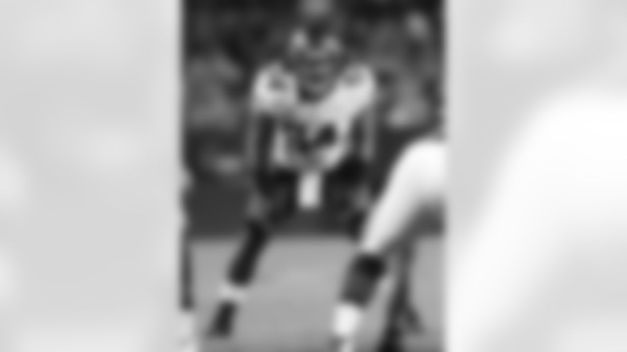 LB Eric Kendricks