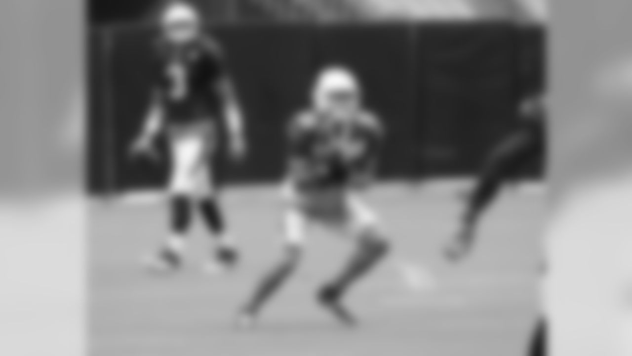 S Tyrann Mathieu catches a punt