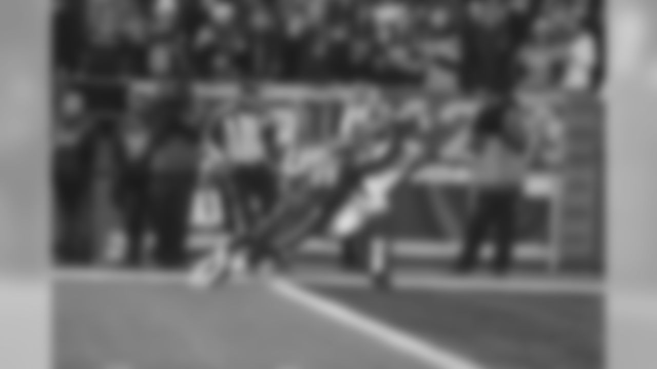 2013: WR Michael Floyd catches a touchdown pass against the Seahawks