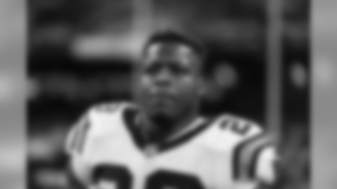 Jonathan Stewart
