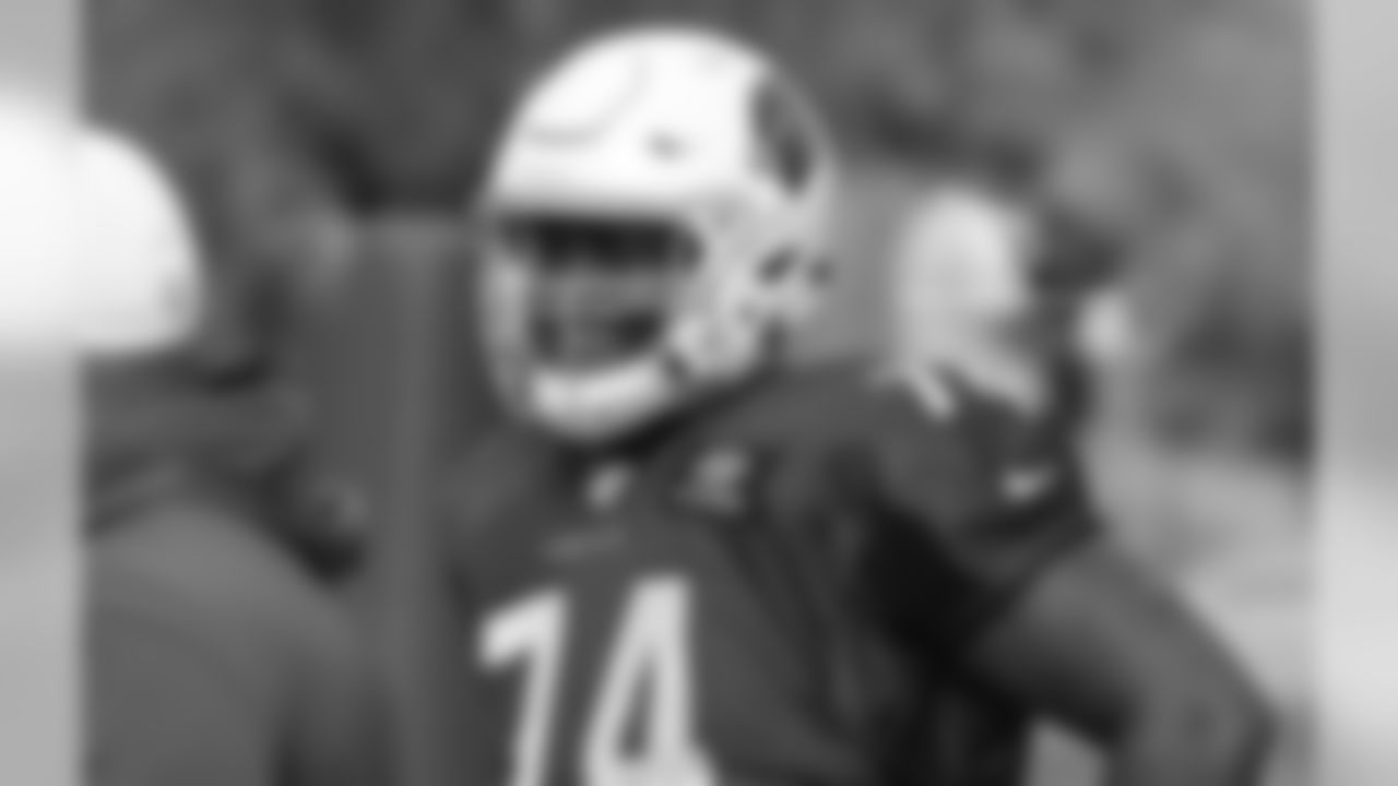 T D.J. Humphries