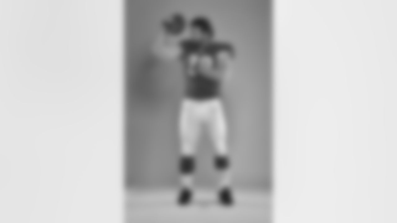 March 16: Cardinals sign G Evan Mathis in free agency