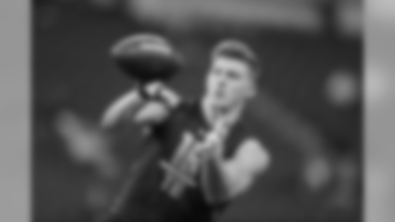 Eric Saubert, Drake: Projected sixth-round pick