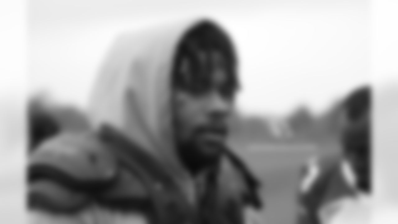 DL Robert Nkemdiche