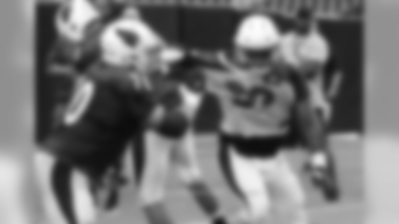 G Evan Boehm (70) vs DT Frostee Rucker