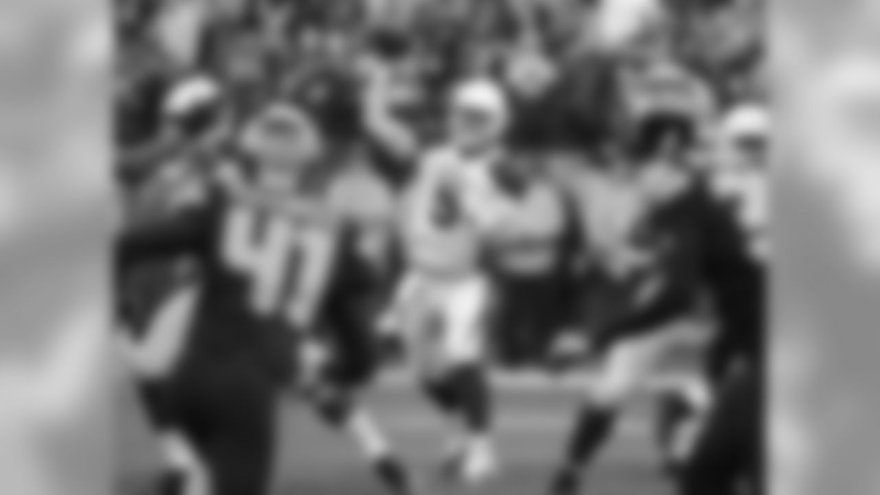 Cardinals QB Drew Stanton with the pass