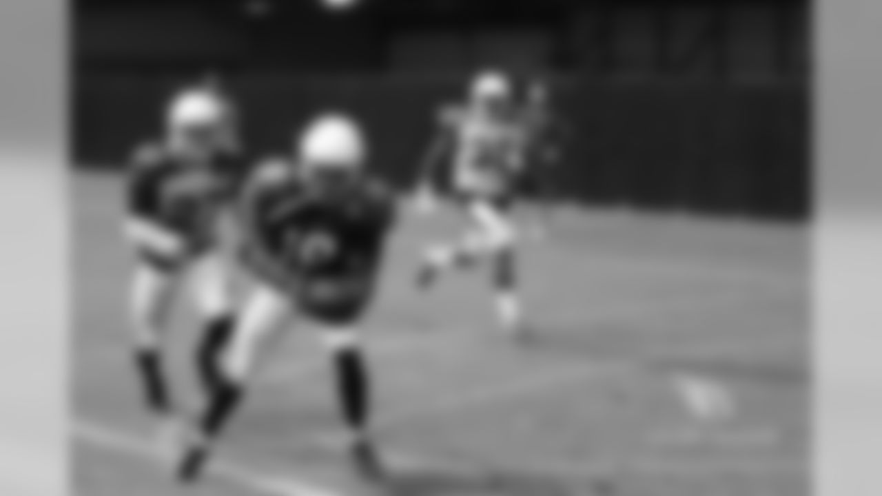 WR Chris Hubert scores a touchdown