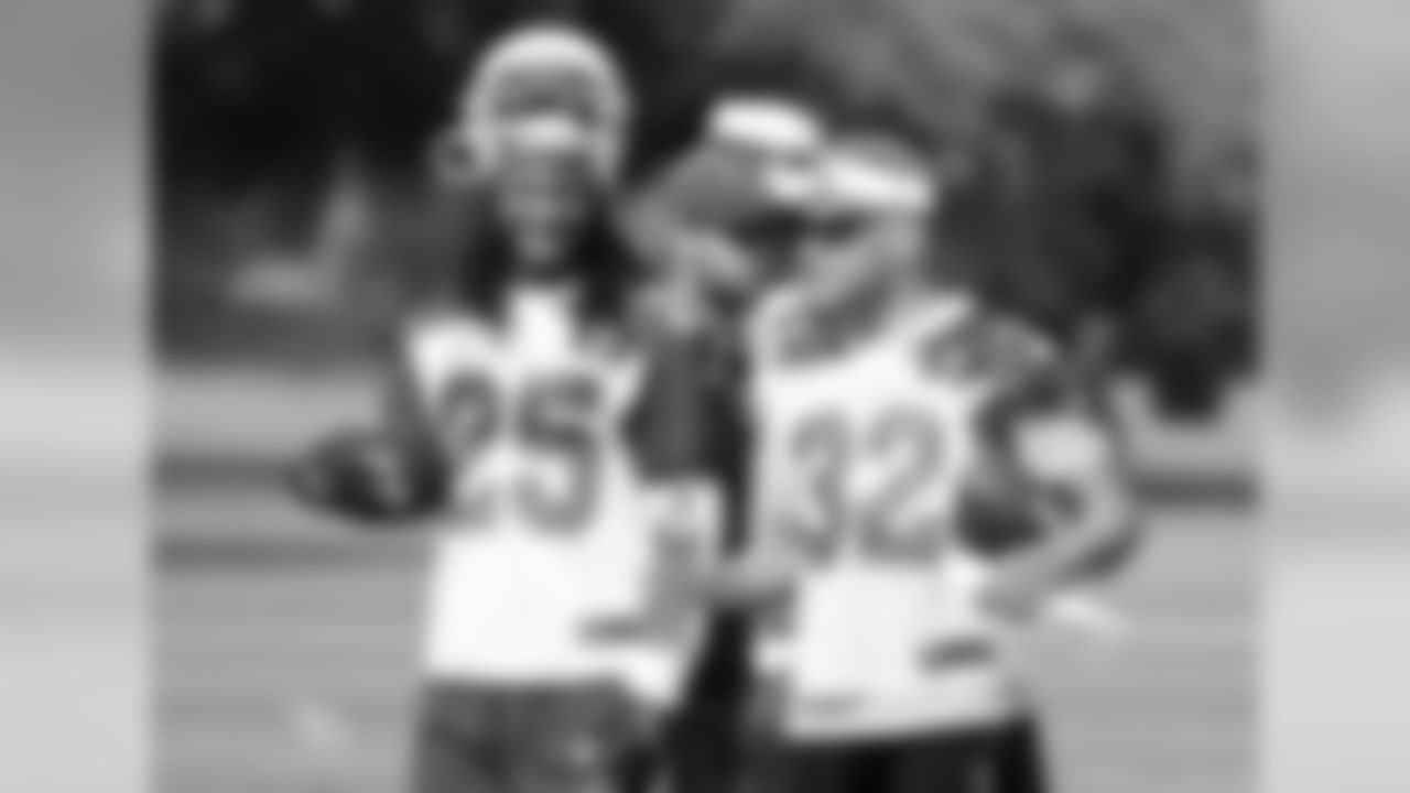 S Marqui Christian talks with S Tyrann Mathieu