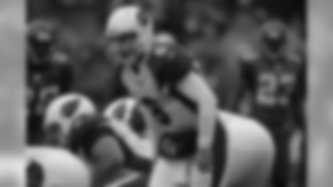 2010: QB Max Hall