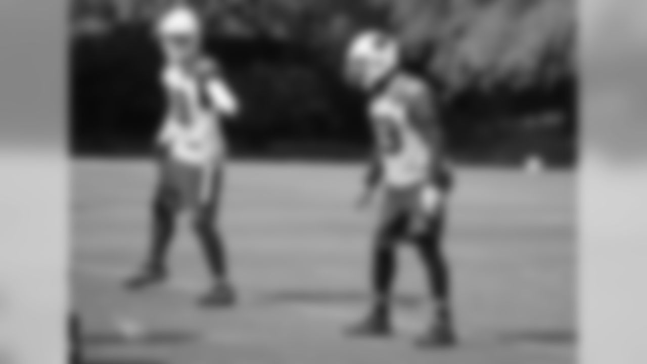 LB Alani Fua and S Chris Clemons
