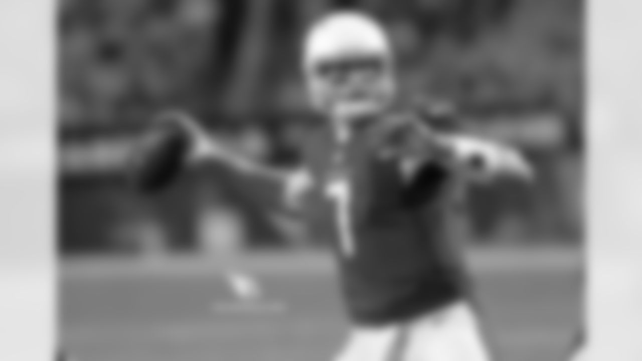 QB Blaine Gabbert