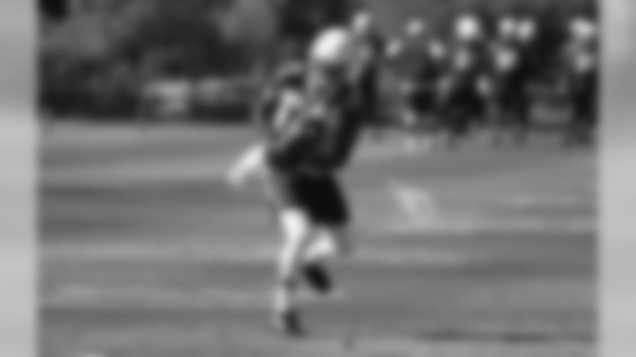 WR Carlton Agudosi