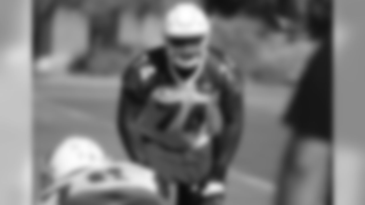 T D.J. Humphries during OTAs
