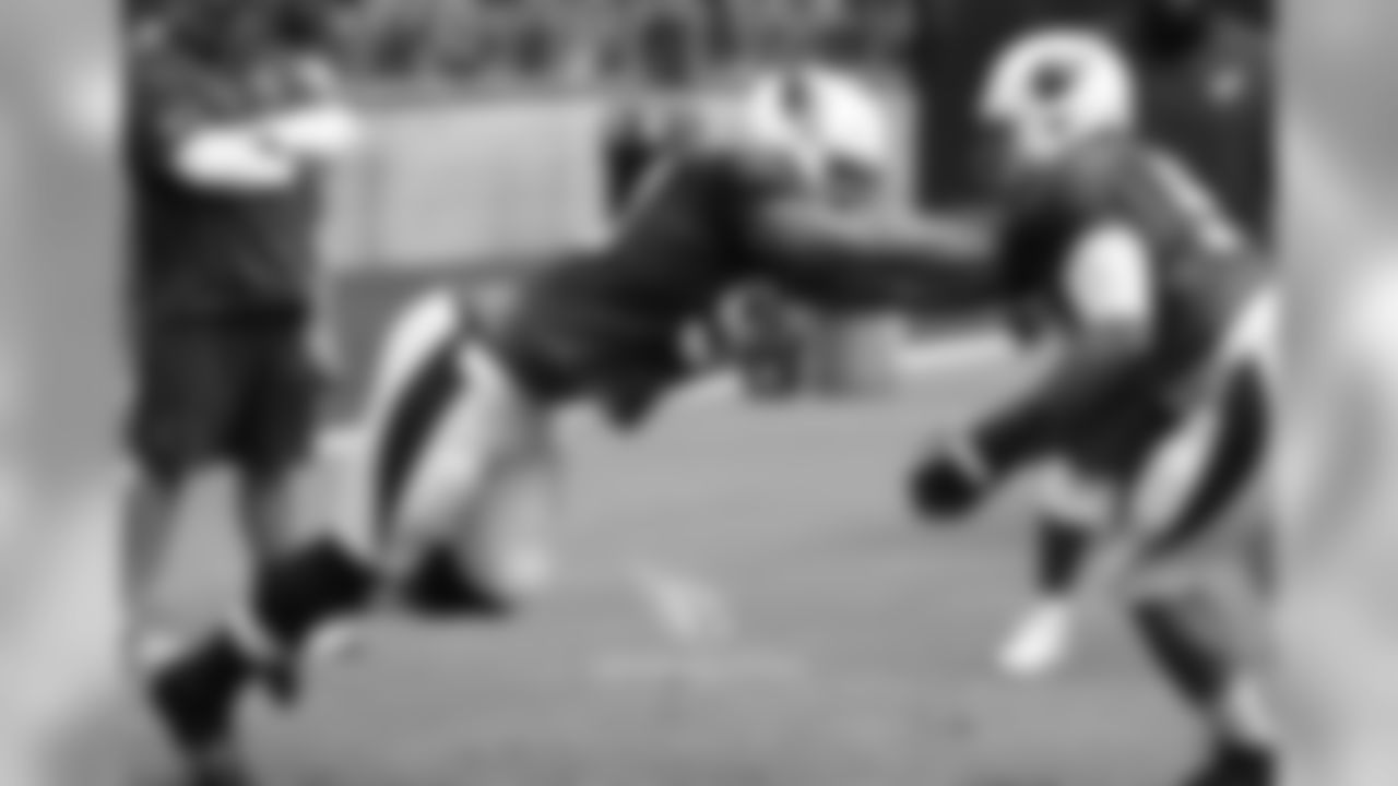 DT Robert Nkemdiche works for the first time