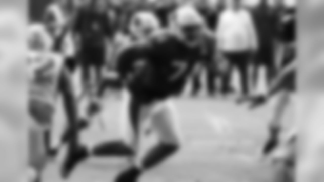 T D.J. Humphries