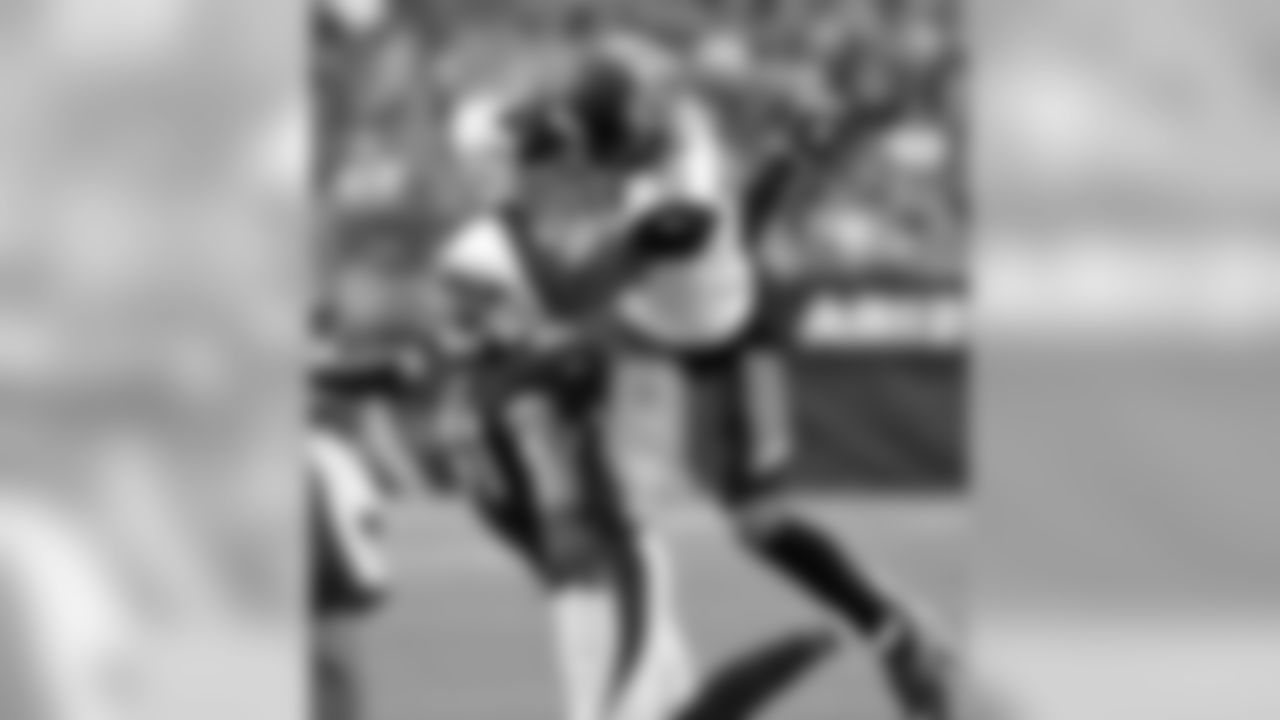 S Antoine Bethea breaks up a pass intended for Dede Westbrook